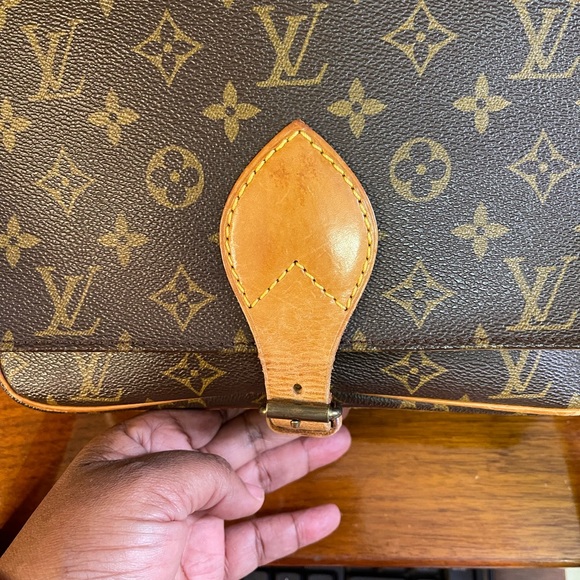 Authentic Vintage Louis Vuitton Monogram Crossbody Cartouchiere - Picture 9 of 15
